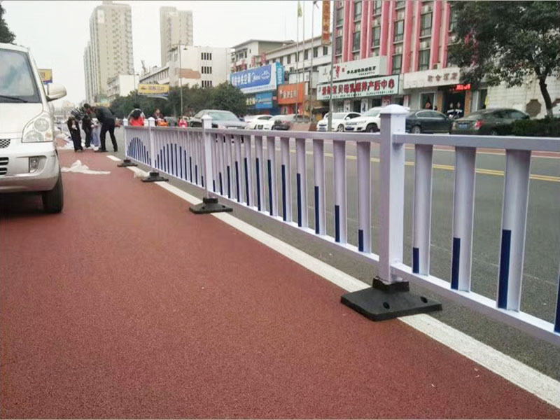 道路護(hù)欄