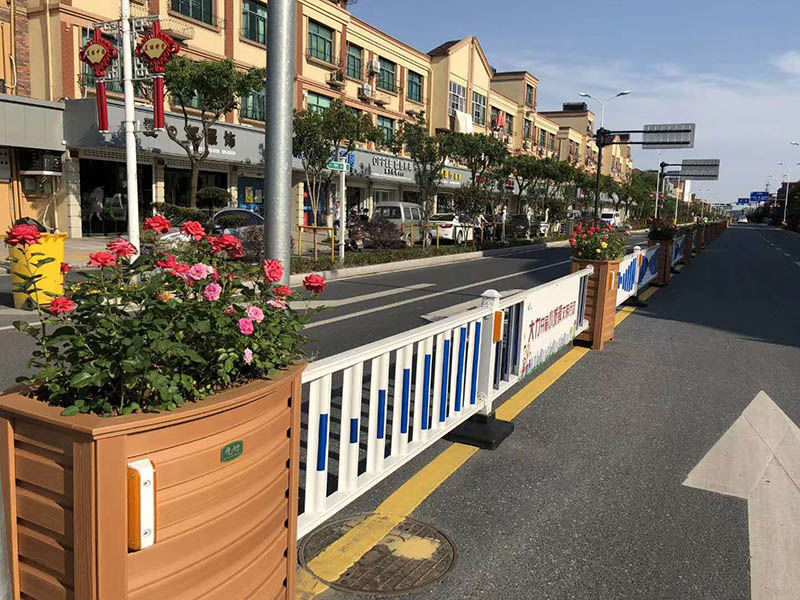 道路護(hù)欄
