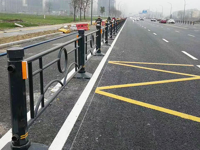道路護欄