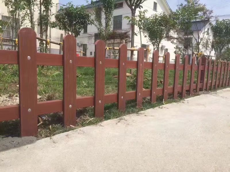木質(zhì)護欄