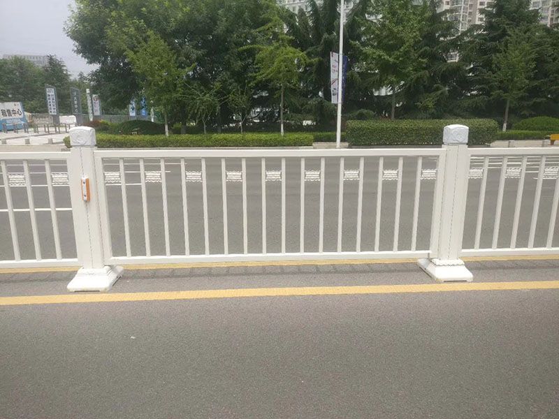 道路護欄