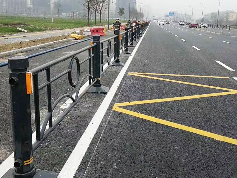 道路護欄