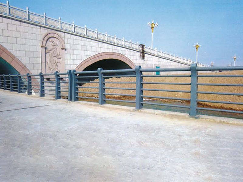 橋梁護(hù)欄